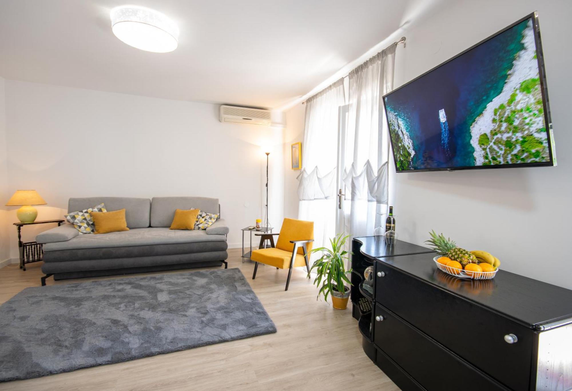 Apartments Filipeti Makarska Eksteriør billede