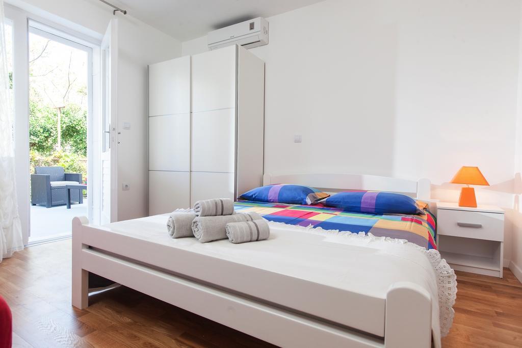 Apartments Filipeti Makarska Eksteriør billede