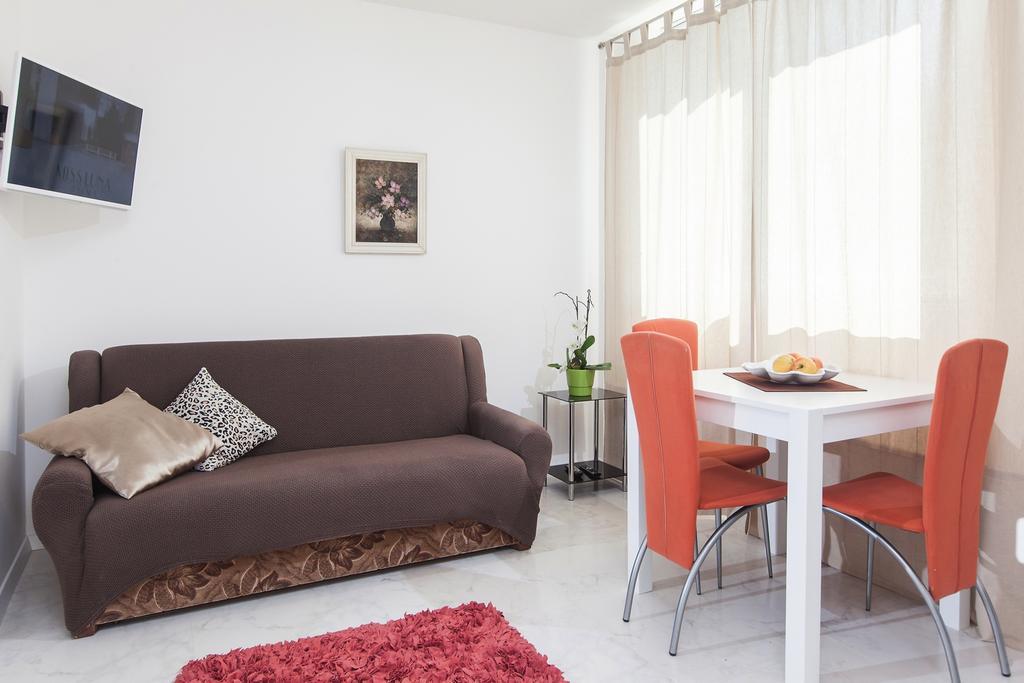 Apartments Filipeti Makarska Eksteriør billede