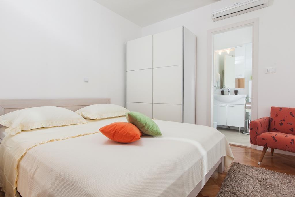 Apartments Filipeti Makarska Eksteriør billede